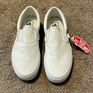 Size 8.5 Women 7.5 Men White Slip on Vans